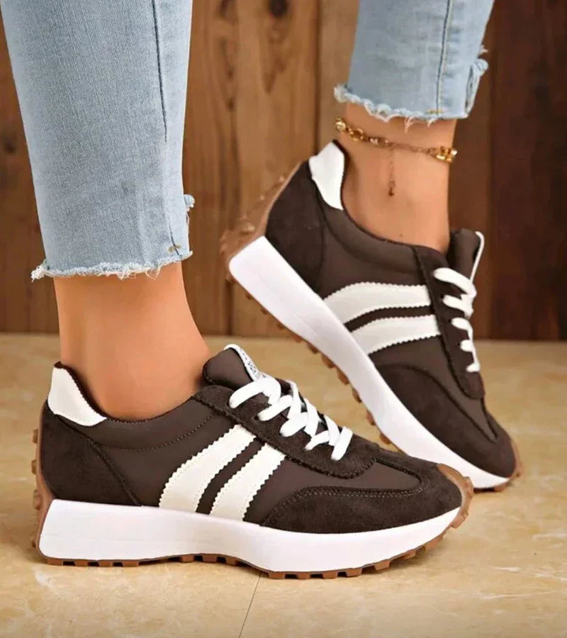 PLATTE SNEAKERS MET VETERS VOOR VROUWEN