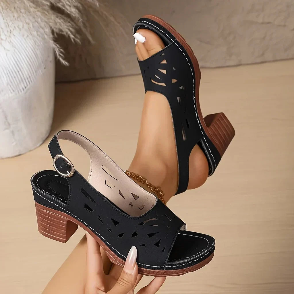 CHICKE SANDALEN MET WEDGE-HAK VOOR VROUWEN